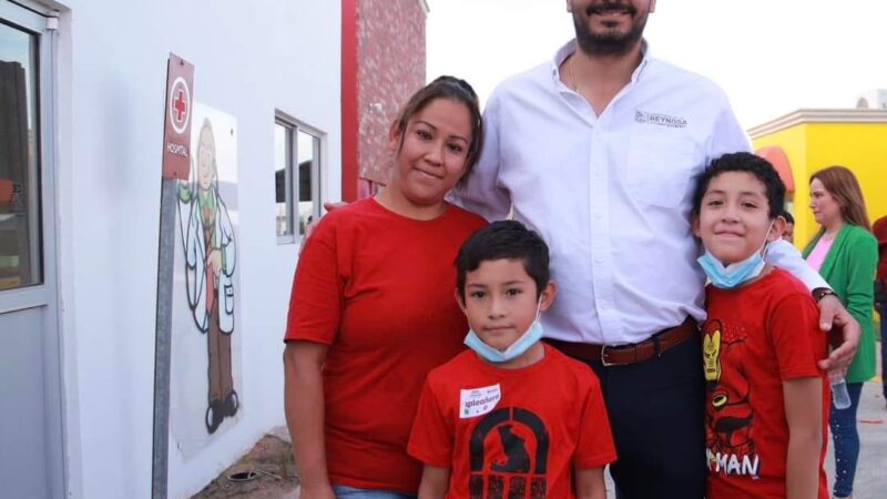 Festejó Carlos Peña Ortiz a más de 200 niños por su cumpleaños
